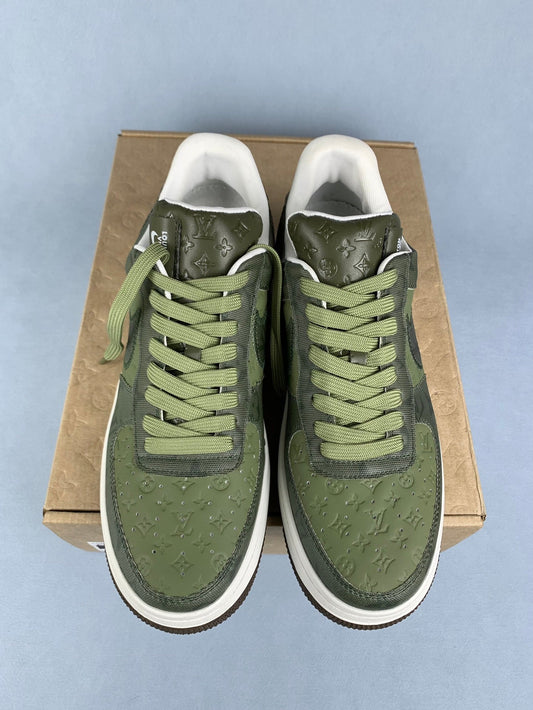 NIKE Air Force 1 Sneakers