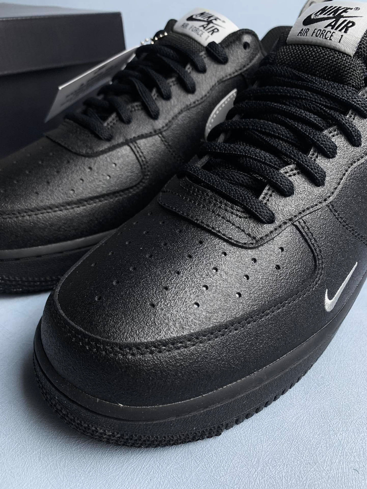 NIKE Air Force 1 Sneakers