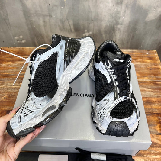 Balenciaga Limited Edition Style Shoe