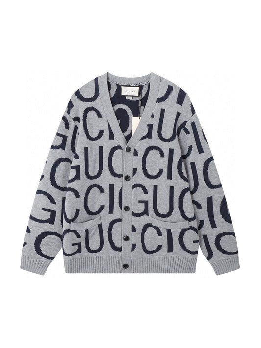 Gucci Signature 51F7 Apparel - Image 4