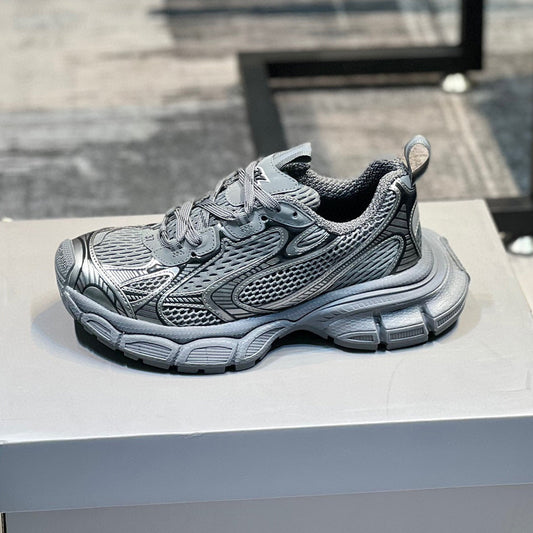 Balenciaga  Limited Edition Couple's Style Shoe