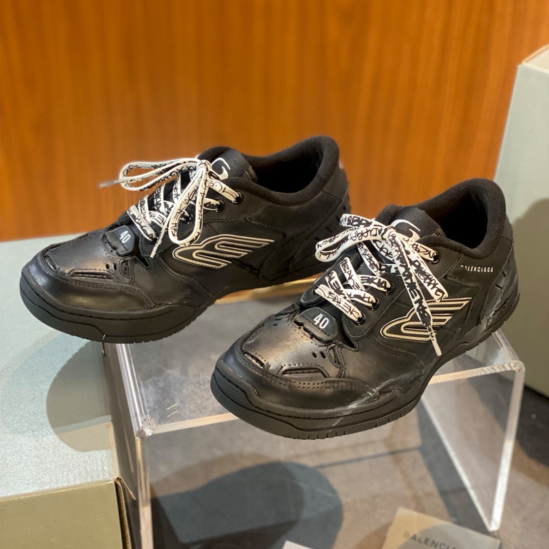 Balenciaga  Distressed Vintage Shoe