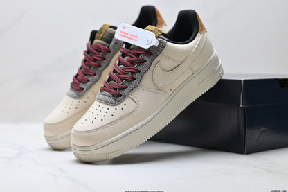 Nike Air Force 1 ’07 Low-Top Sneakers