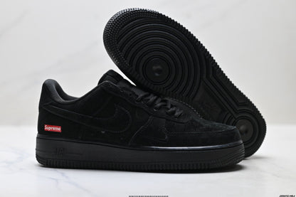 Nike Air Force 1 ’07 Black Sneakers