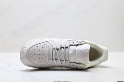 Nike Air Force 1 ’07 Light Grey Sneakers