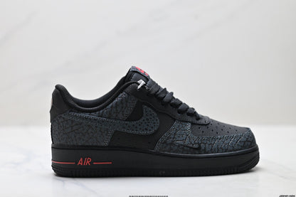 Nike Air Force 1 ’07 Black Sneakers