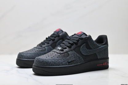 Nike Air Force 1 ’07 Black Sneakers