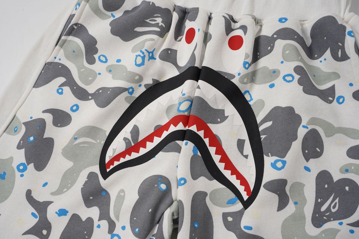 BAPE Shark Camo Sweat Shorts – White Camo