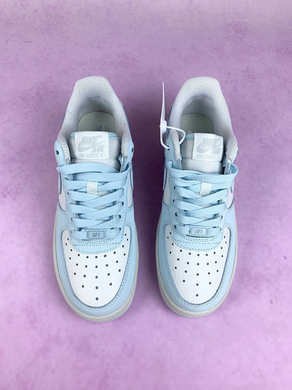 NIKE Air Force 1 Sneakers