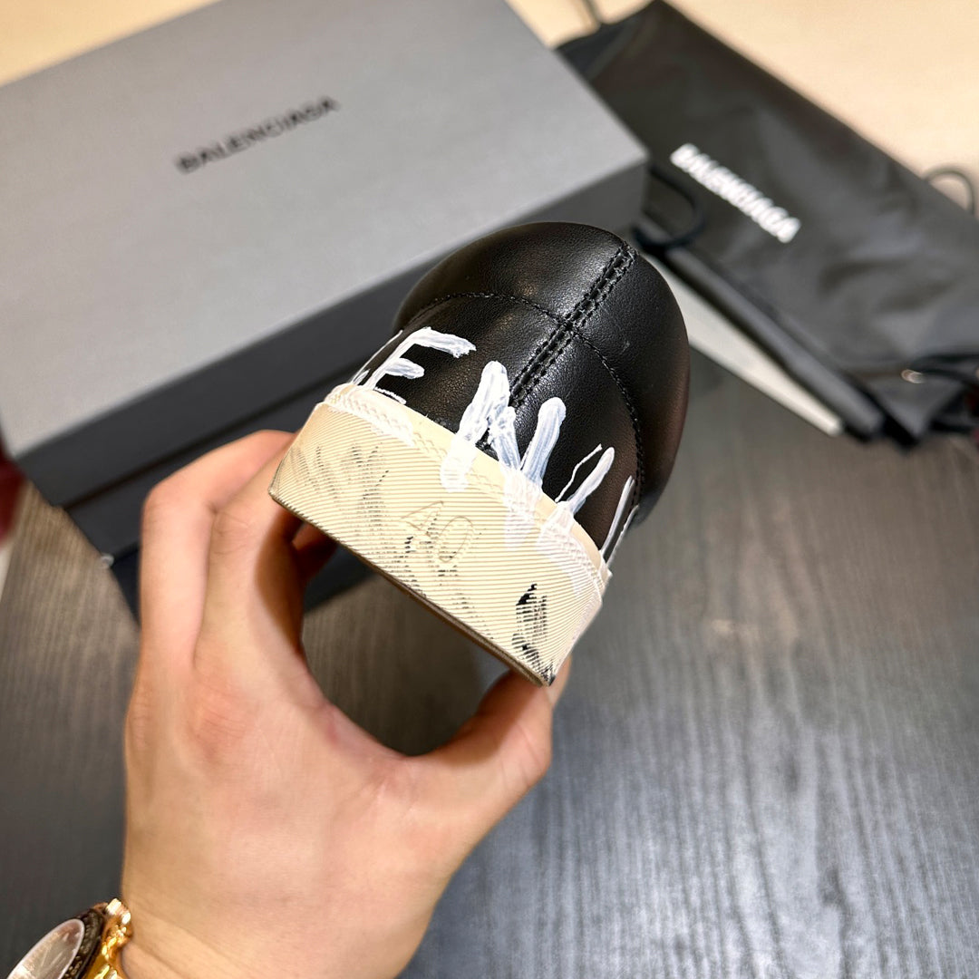 Balenciaga  Runway Style Shoe