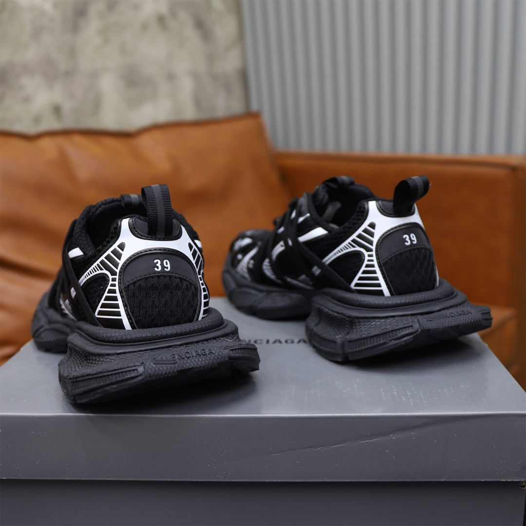 Balenciaga  Limited Edition Couple's Style Shoe