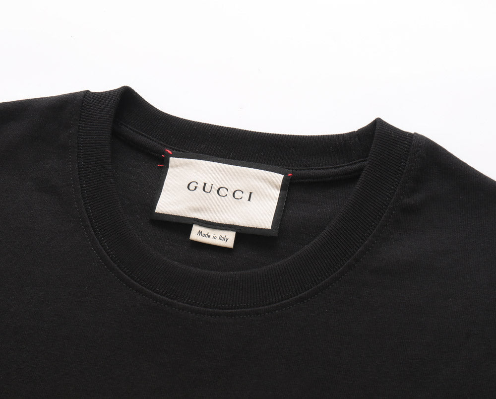 Gucci Signature 3313 T-Shirt - Image 4