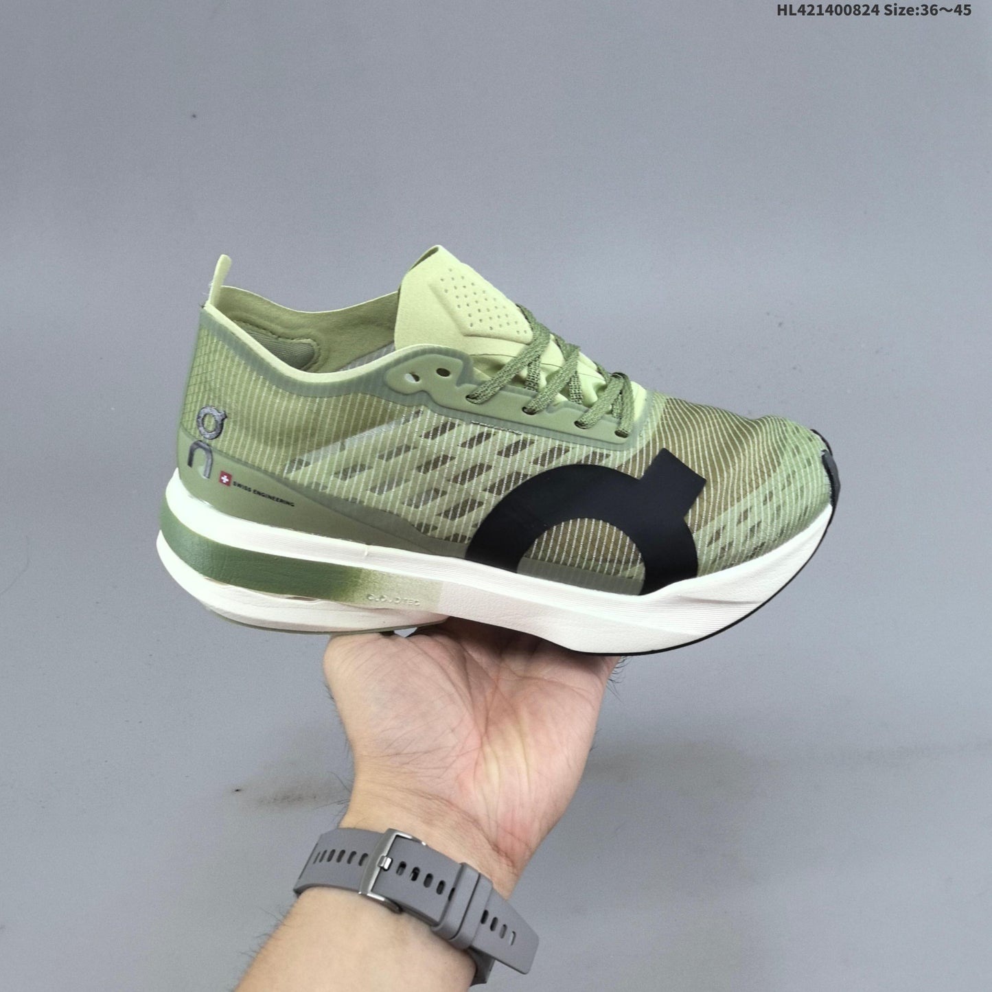 On Running Cloudboom Strike Ls #092