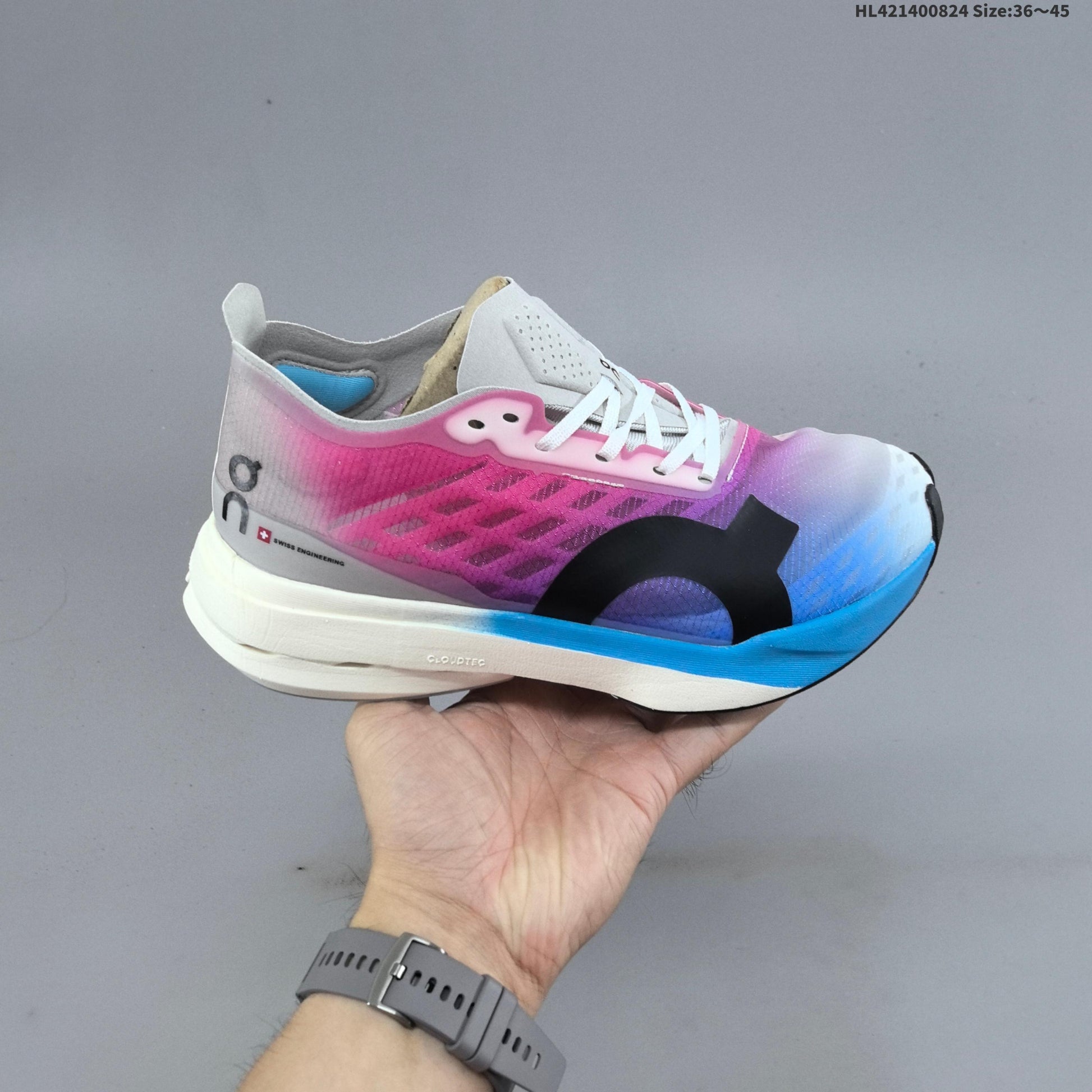 On Running Cloudboom Strike Ls #092