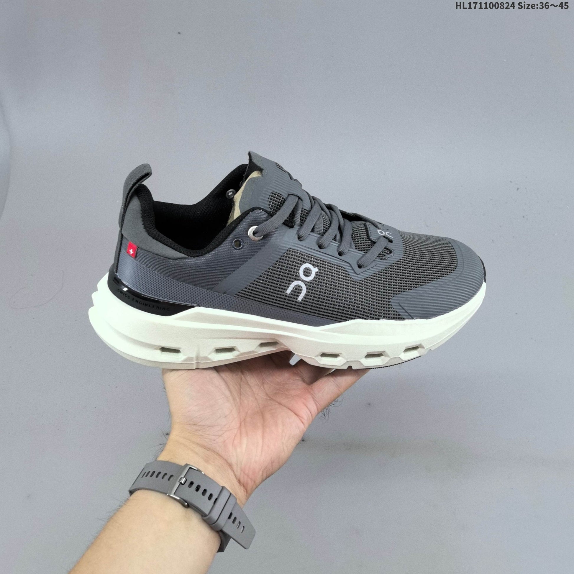 On Running Running Shoes #085
