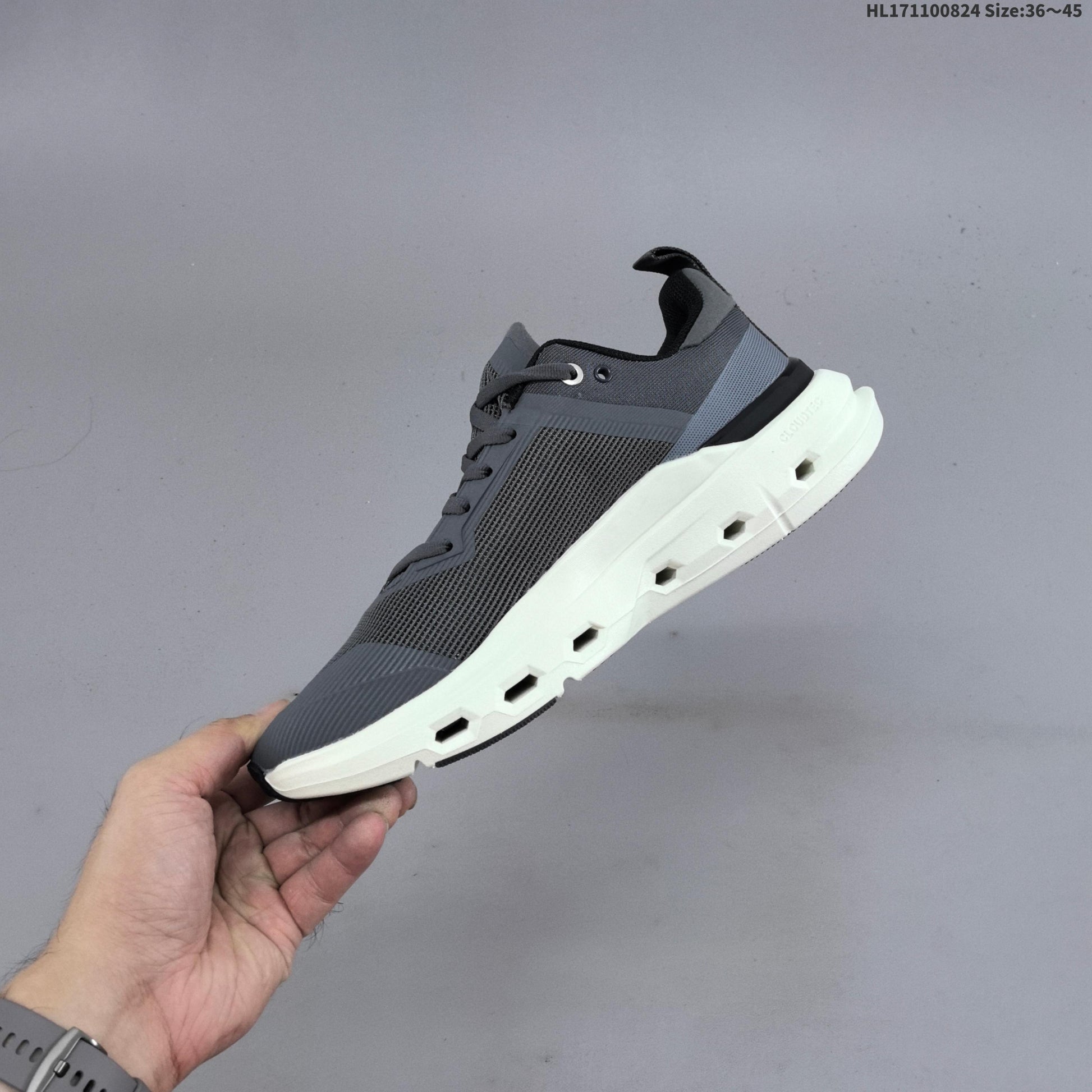 On Running Running Shoes #085