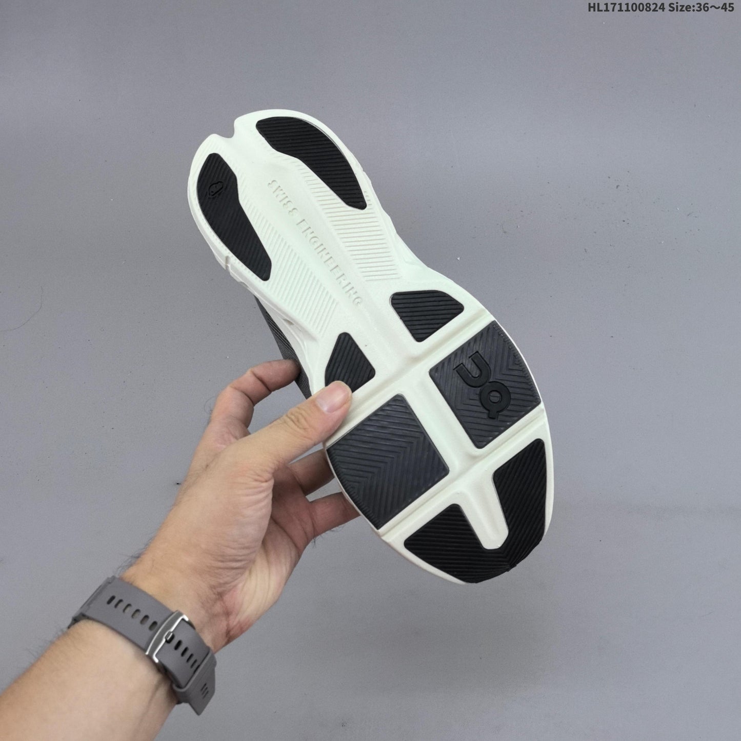 On Running Running Shoes #087