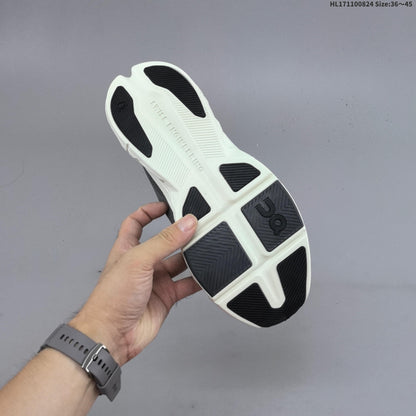 On Running Running Shoes #087