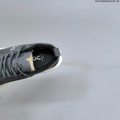 On Running Running Shoes #087