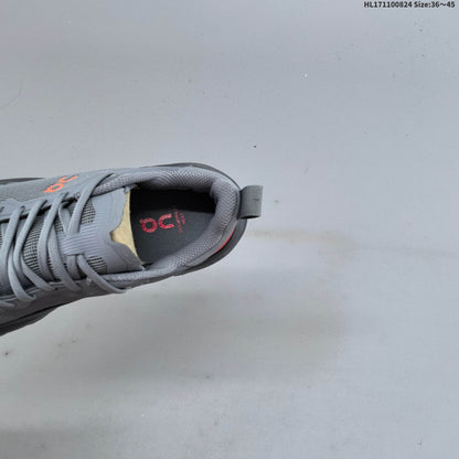 On Running Running Shoes #086