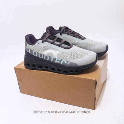 On Running Running Shoes #071