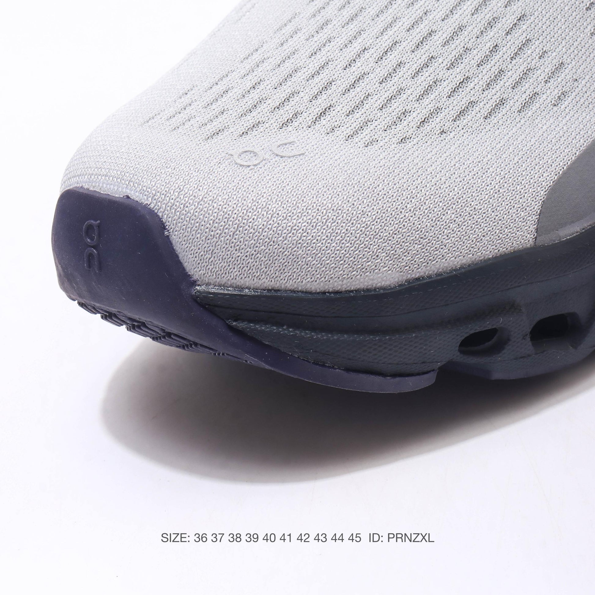 On Running Running Shoes #072