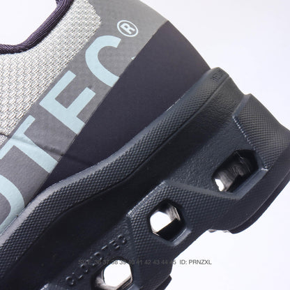 On Running Running Shoes #072