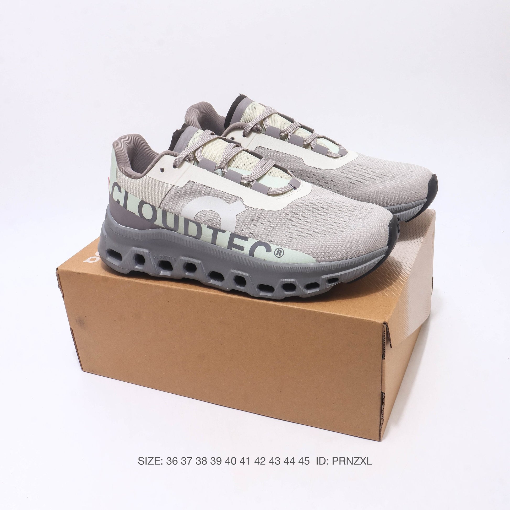 On Running Running Shoes #071