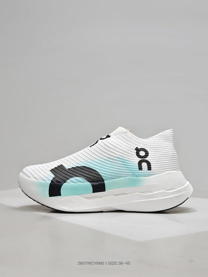 On Running Cloudboom Strike Ls #050