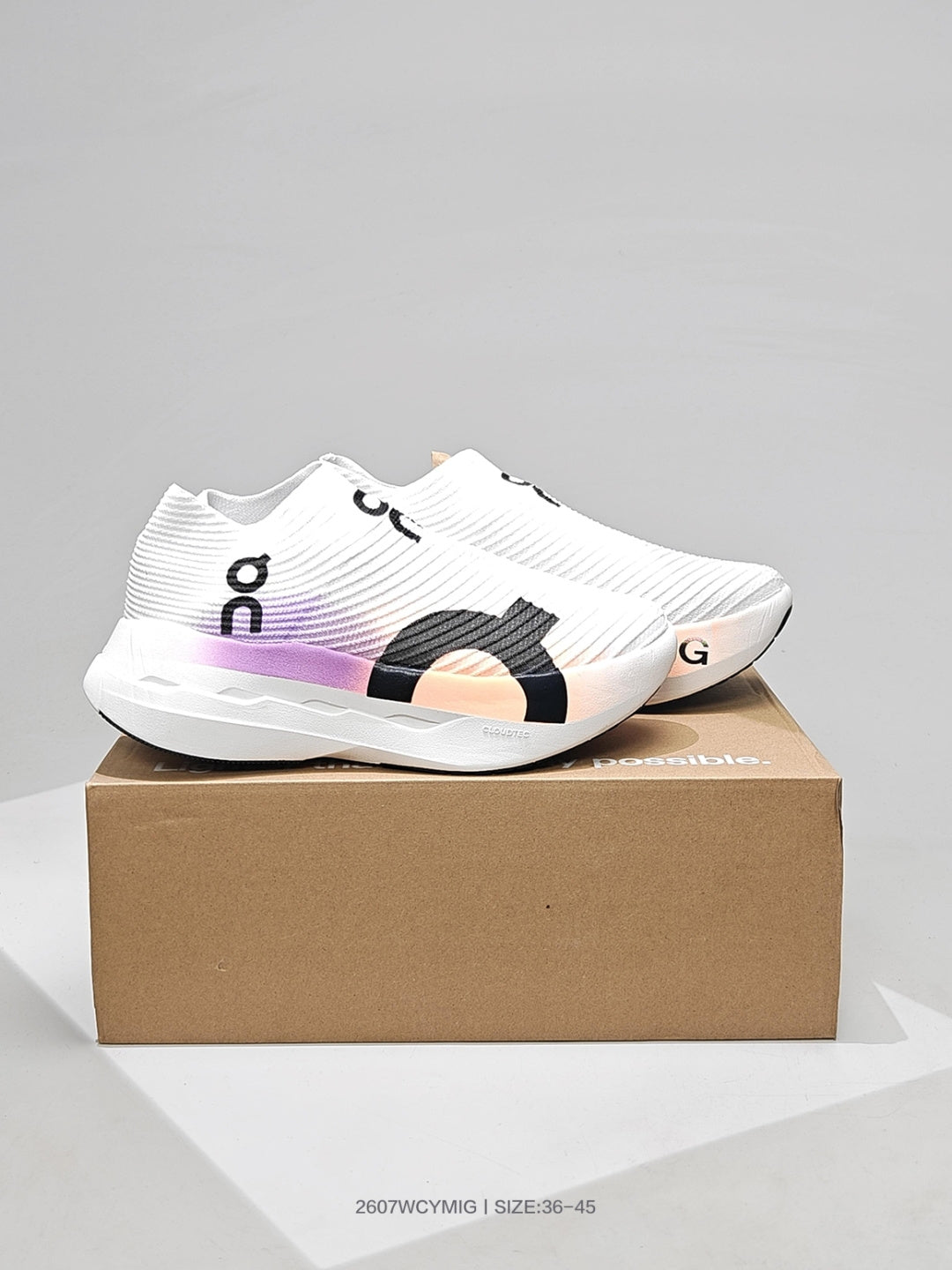 On Running Cloudboom Strike Ls #049