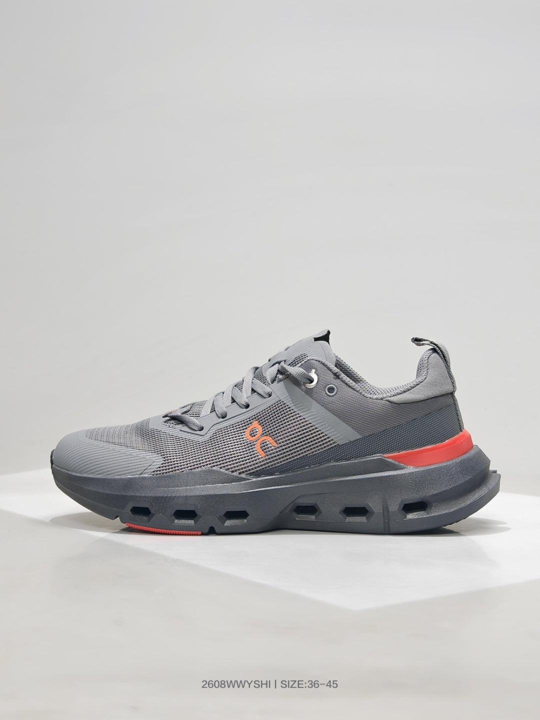 On Running Running Shoes #081
