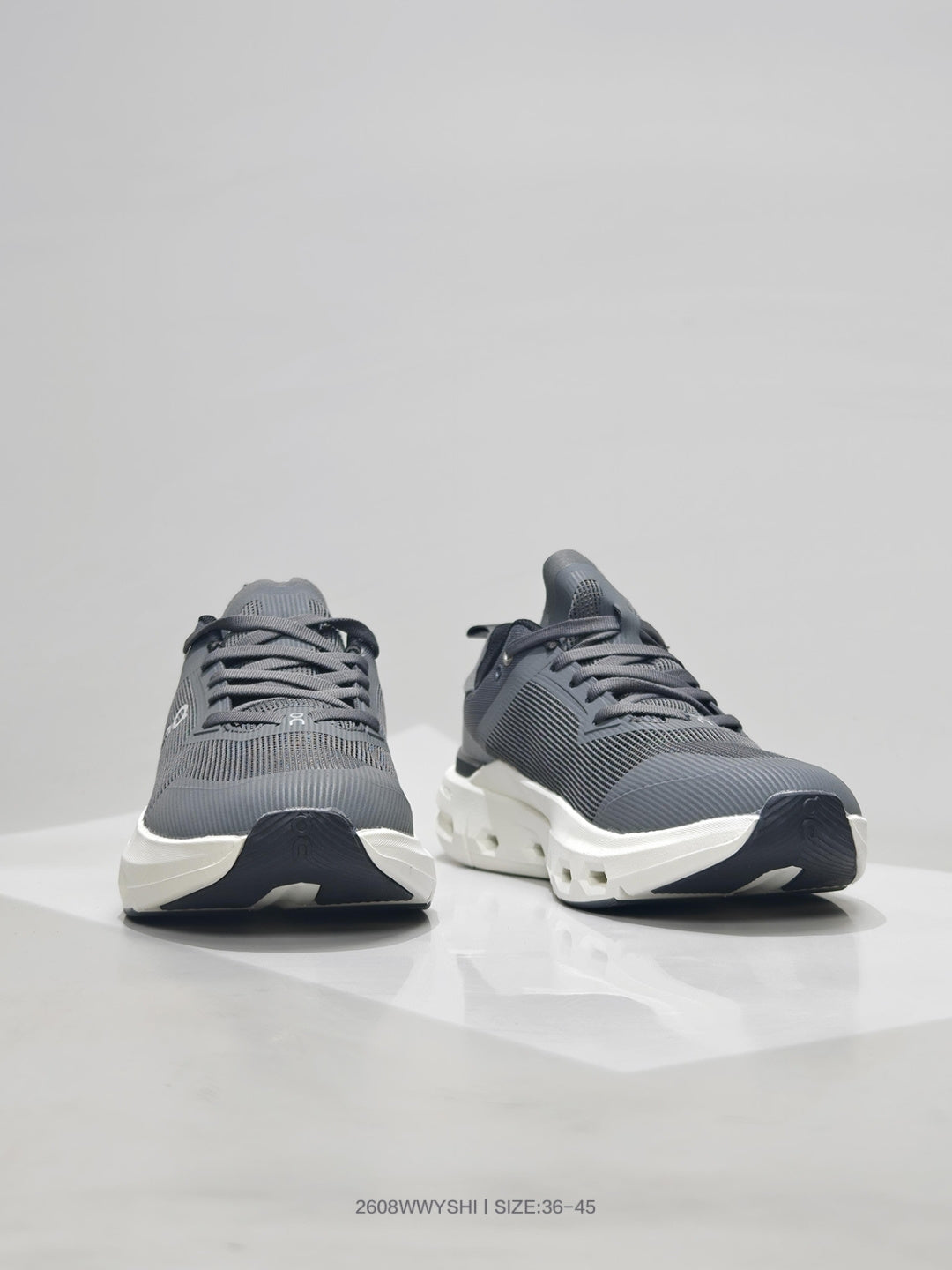 On Running Running Shoes #080