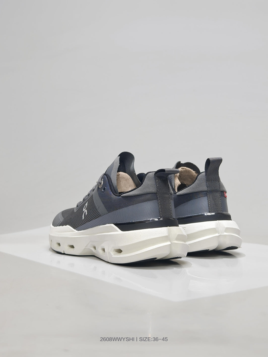 On Running Running Shoes #080