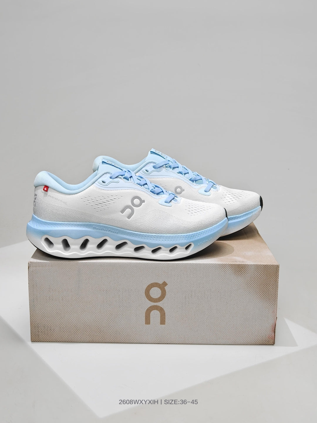 On Running Cloudsurfer #024